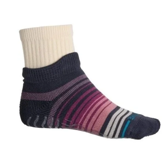 Stance Slipper‎ Socks Unisex Large Grip Sole Cozy Indoor Lounge Cold Winter Days