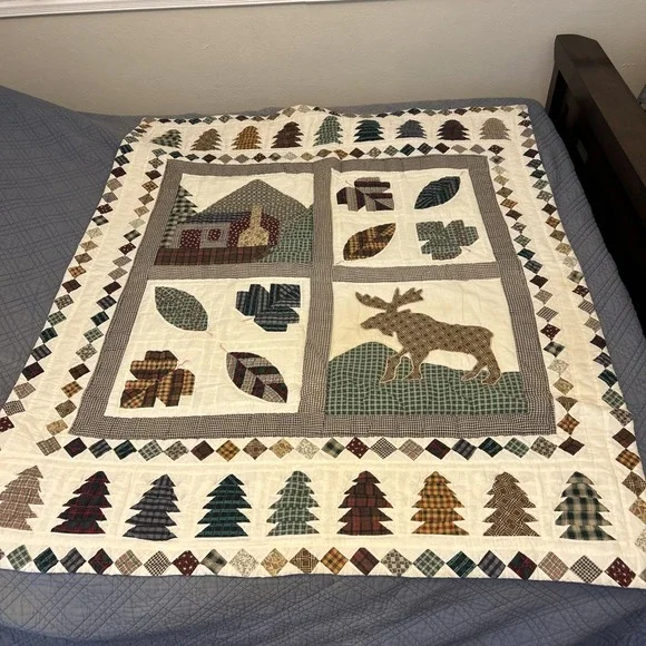 Patch Magic North Woods Cabin Moose Applique Patchwork Quilt Throw 47x55