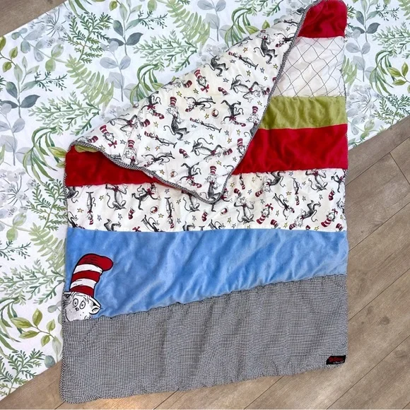 Dr. Seuss Baby Color Block Reversible Crib Quilt Comforter Patchwork Play Mat