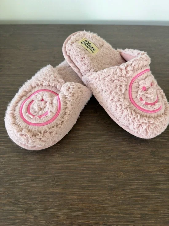 dearfoams Kids Blush Plush Smiley Slip-On Slippers Size 13-2