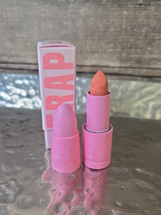 Jeffree Star Velvet Trap Matte Lipstick  - Wyoming Iced Tea, NEW