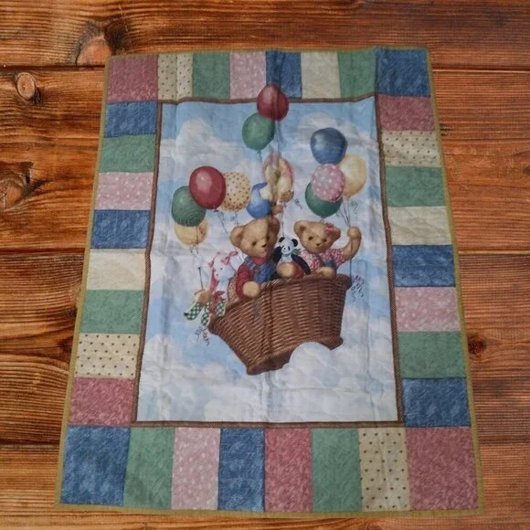 BABY BLANKET/QUILT WITH TEDDY BEARS 34 X 44 INCHES MULTICOLORED CLASSIC