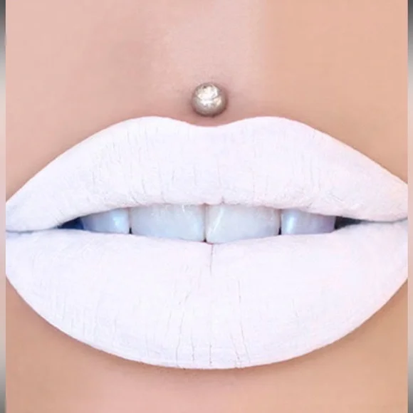 JEFFREE STAR Velour Liquid Lipstick in Drug Lord