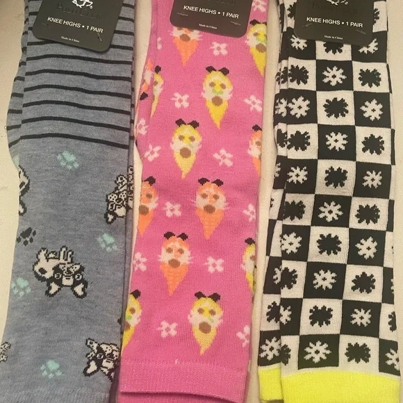 3 pair of men knee high socks