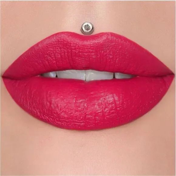 JEFFREY STAR VELVET TRAP CHERRY WET LIPSTICK