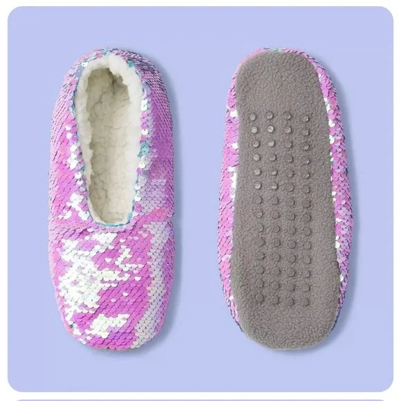 MORE THAN MAGIC slippers