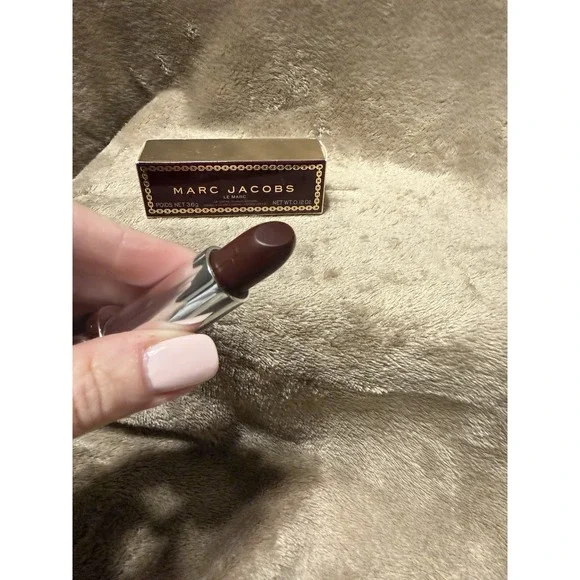 Marc‎ Jacobs 290 TRAX Le Marc Lip Creme Lipstick (0.12 oz./Full Size) BNIB