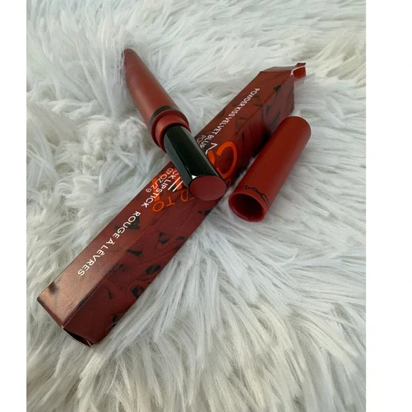 MAC Devoted To Chili Kiss Velvet Blur Slim Stick Lipstick Full Size NEW