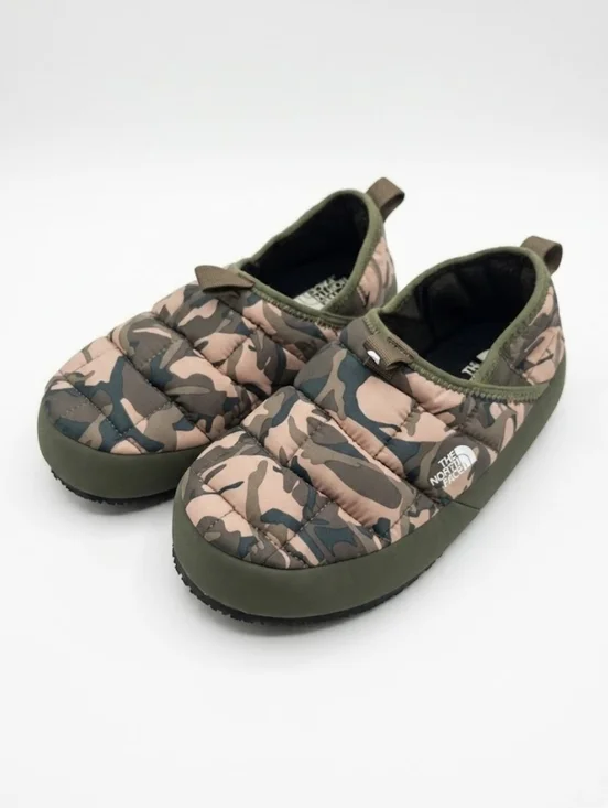 The North Face Youth Boys THERMOBALL Traction Mules II Size 5 Camo