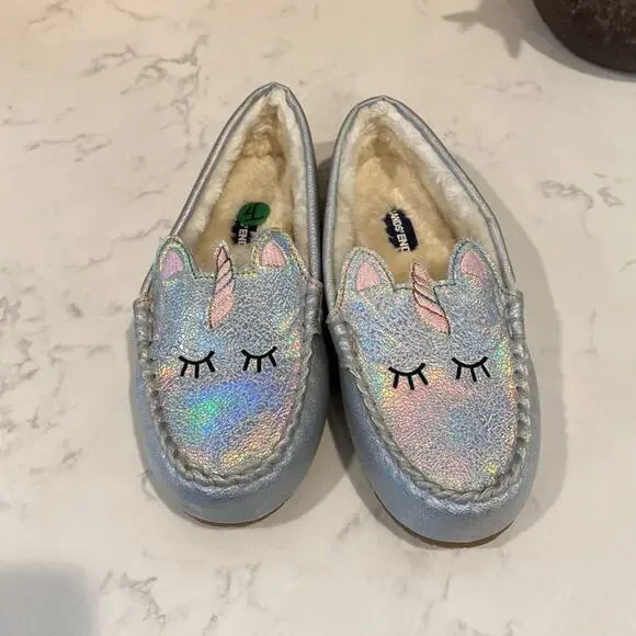 Lands' End Sleeping Unicorn Iridescent Girls Moccasin Slippers size 4 whimsical