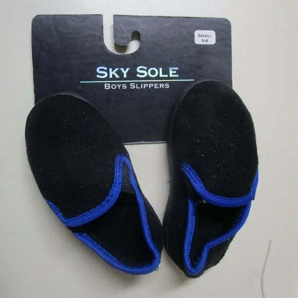 Sky Sole Fleece Slippers for Boys, Soft, solid Black with Blue trim Small 5-6