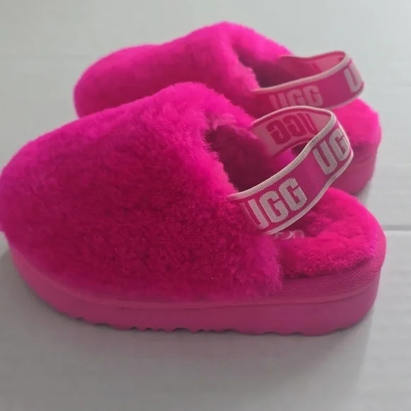 UGG Fluff Yeah Clog-  Toddler Girl's Pink Sz 6