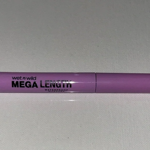 NWOT Wet n Wild Mega Length Waterproof Mascara—Black 🟣