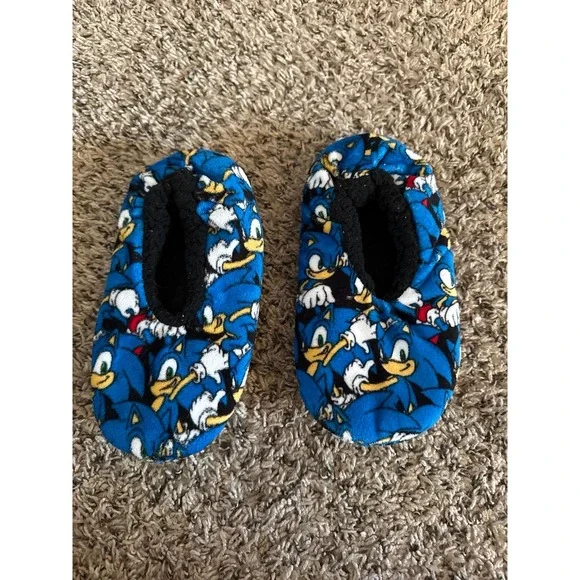 Sonic the hedgehog Boys Slippers Size‎ 3