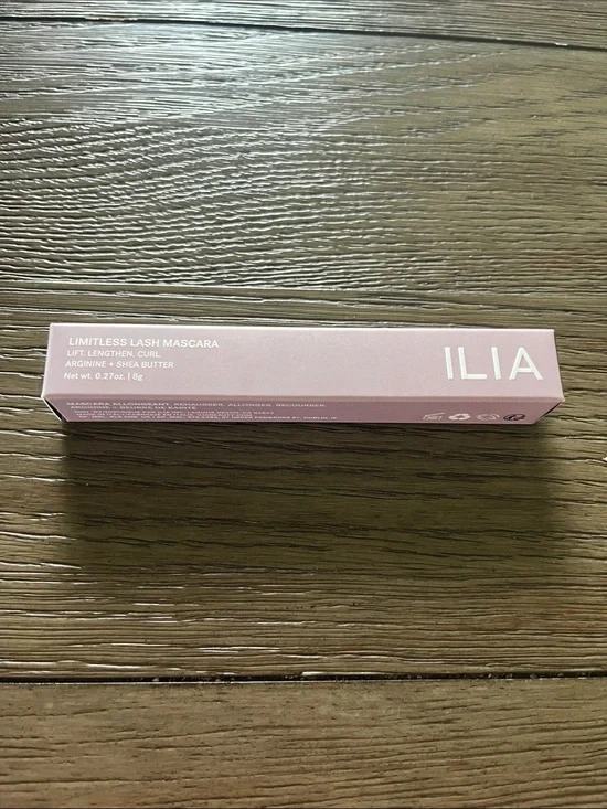ILIA Limitless Lash Mascara – Before Dawn