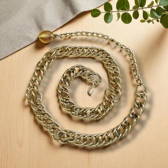 Vintage Retro Gold Toned Adjustable Metal‎ Chain Belt 30 to 36in