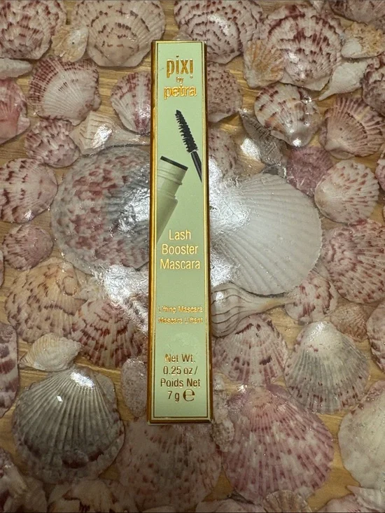 Pixi Lash Booster Mascara in Mint and Gold Packaging