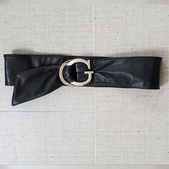 Soft Black Vegan Leather Sash Belt, Double Ring/Letter G Buckle, Medium, EUC