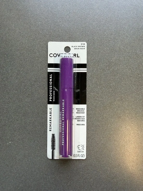 COVERGIRL Professional Remarkable Washable Mascara