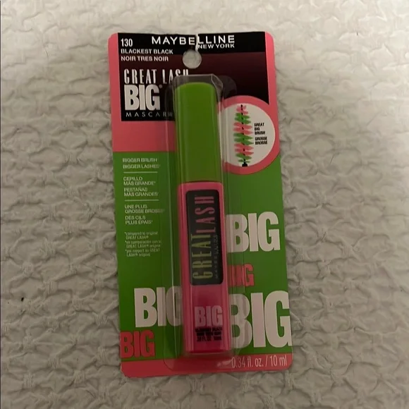 NWT Maybelline Great Lash Mascara - Blackest Black