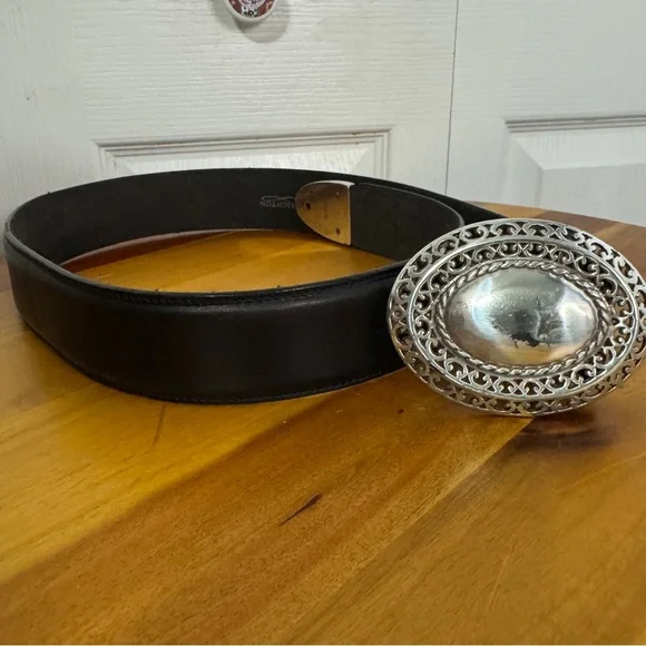 Brighton 39903 black leather silver tone‎ buckle size medium