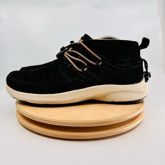 KEEN Uneek‎ Chukka Boots Women's 9.5 Black Ankle Boots Lightweight