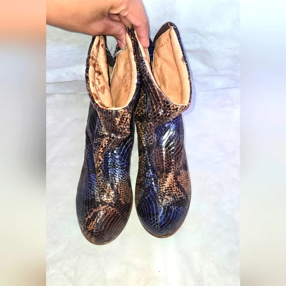 Jeffrey Campbell snakeskin print leather ankle boots, EUR40 8.5W GUC