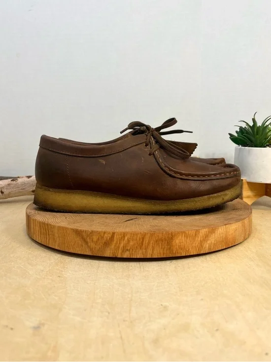 Clarks Originals Wallabee Brown Oily Beeswax Leather Moccasins Women's Size 10