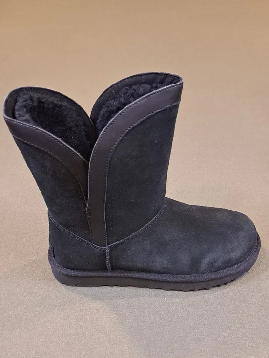 UGG Women's Classic Short Lunara Boots - Color: Black - Size 7