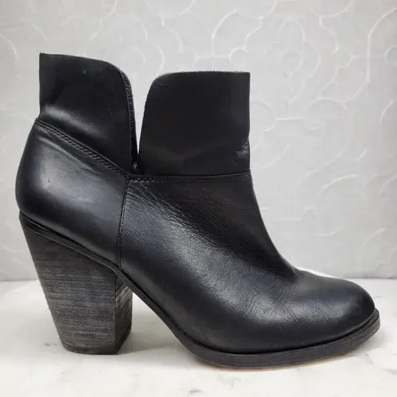 Vince‎ Camuto Helyn Ankle Boots Womens 8.5 Black Soft Leather Pull On Block Heel