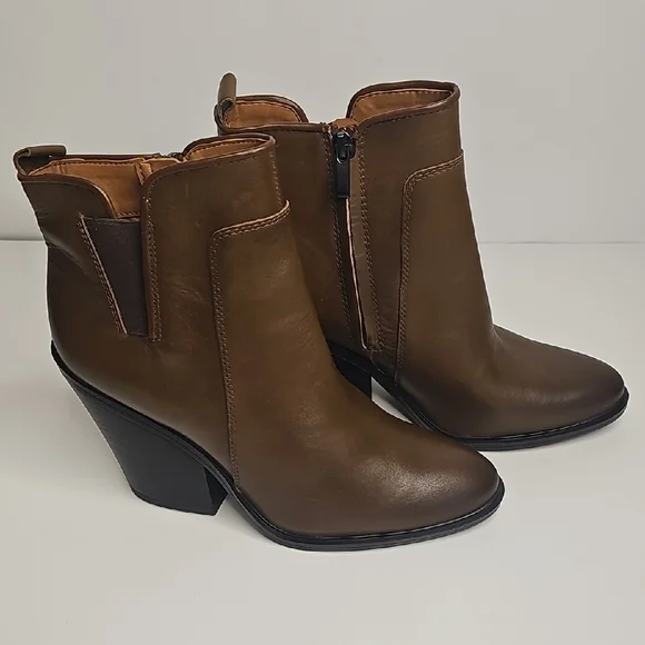 Franco Sarto Women's Brown Ankle Booties Size‎ 9M