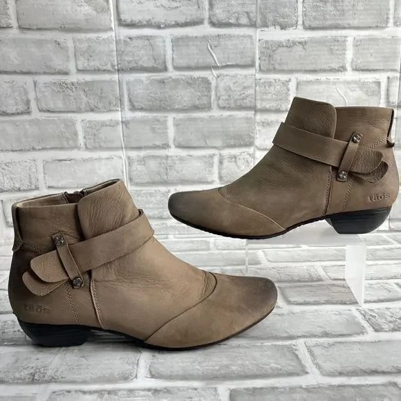 Taos Model Women’s Size 9.5 Light Brown Leather Ankle Boots
