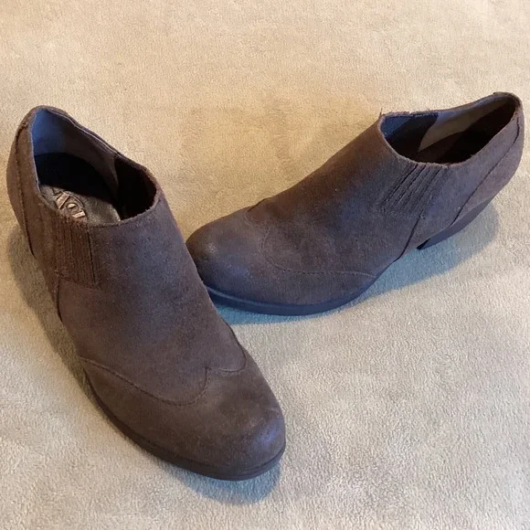 Korks by Kork Ease Brown Hadley Wingtip Ankle Boot, US Size 9, EU 40.5, UK 7‎
