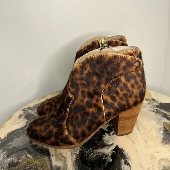 Boden Hoxton Calf Hair Leopard Boots 36