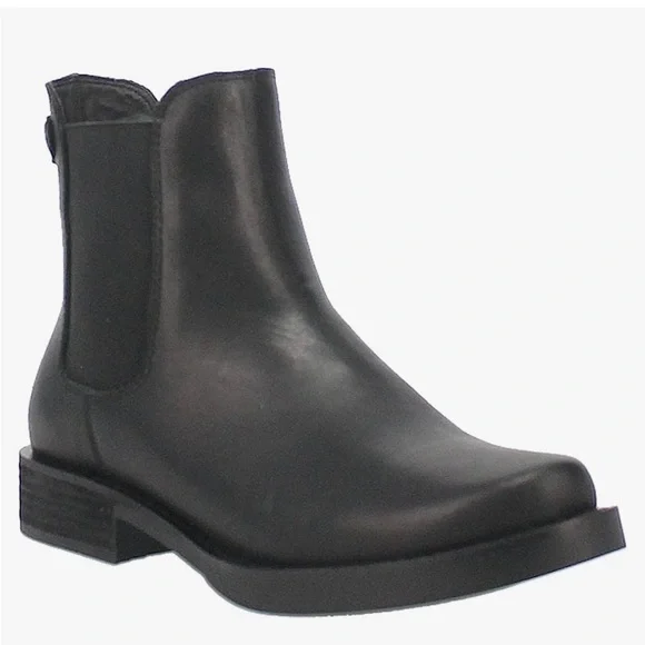 DINGO Fashion Black Women’s Quarry  Pull On Ankle Booties, Size 7.5M