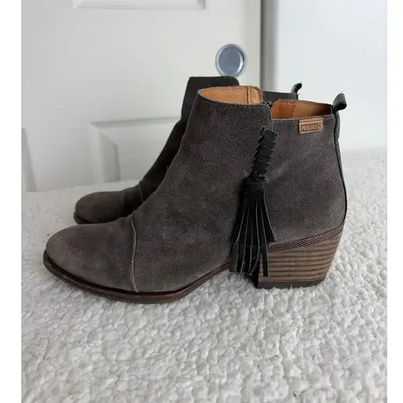 Pikolinos‎ Womens Grey Suede Booties Size 40 9.5 Baqueira Block Heel Tassel