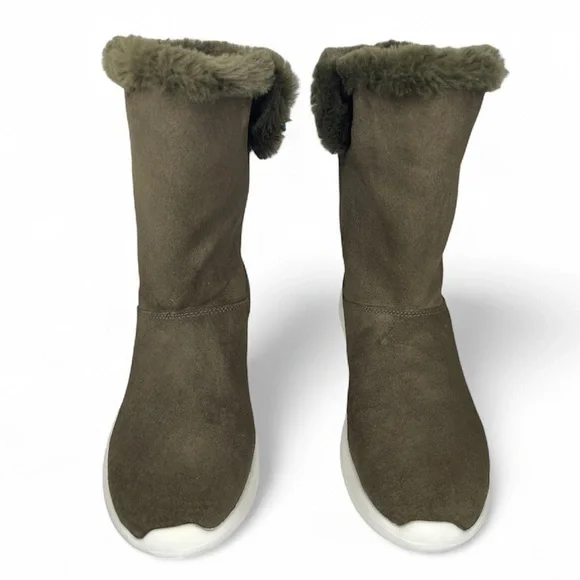 Skechers GoWalk GogaMat Genuine Leather Suede Faux Fur Fold Down Boots Size 8