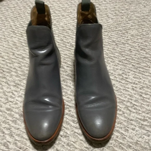 🔥Everlane gray leather bootie
