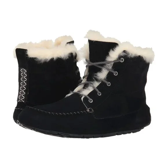 NEW UGG Women Chickaree Black Lace Up Water Resistant Fully Lined Boot