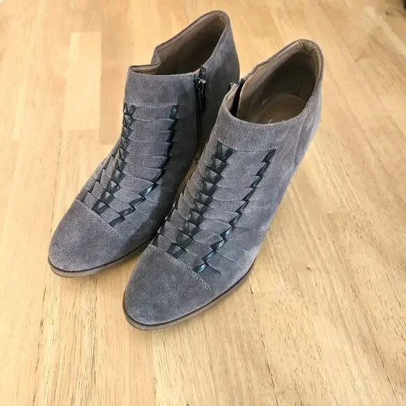 Franco Sarto Dean Heeled Bootie Ankle Boot Shootie - Grey - size 8.5M - EUC