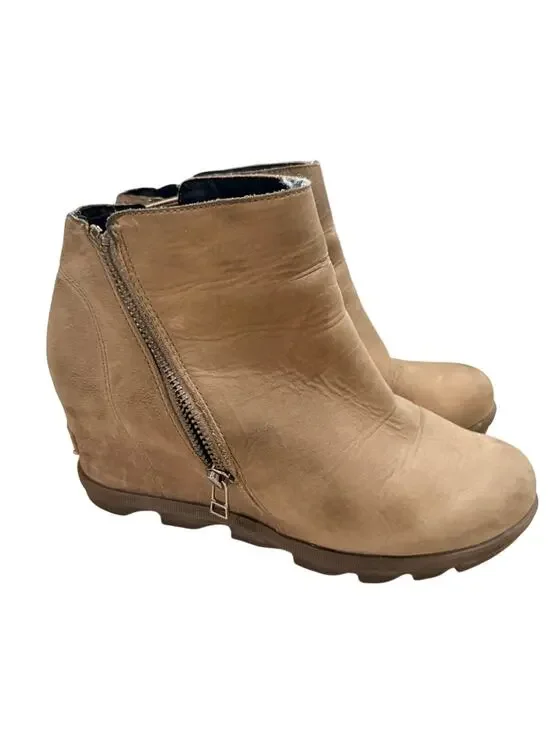 Sorel Joan of arctic wedge booties tan size 11