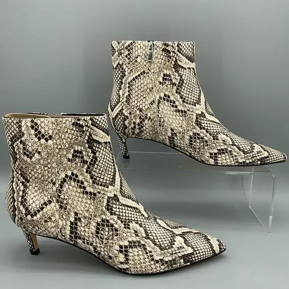 NEW Marc Fisher Women’s Itzia Pointed Toe Dress Booties White Snake Size 9M