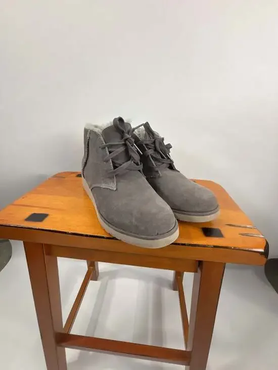 Koolaburra by UGG Grey Suede Lace-Up Ankle Boots