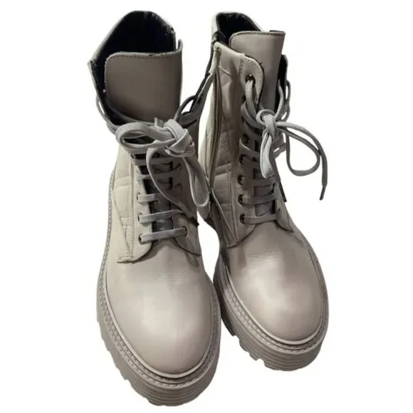 La Canadienne Yasmine In‎ Bone Waterproof Leather women's ankle boots