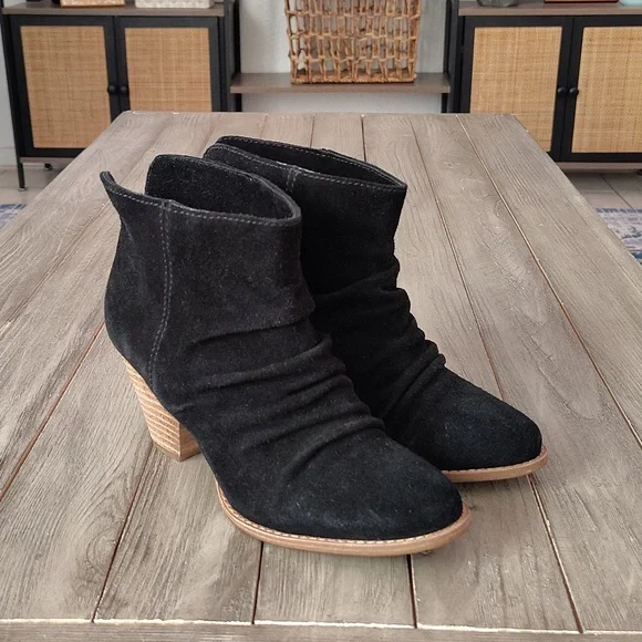Splendid Black Leather Ankle Booties with Stacked Heel Size 6