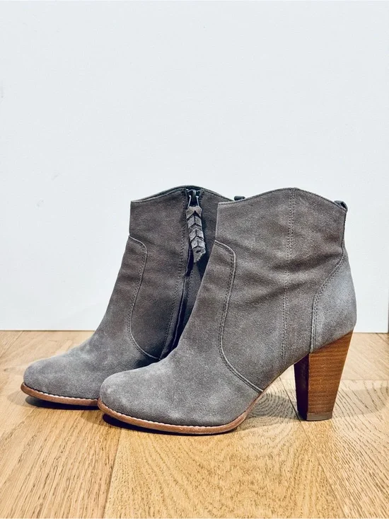 Joie Boho Western Festival Cowgirl Gray Suede Ankle Booties 4