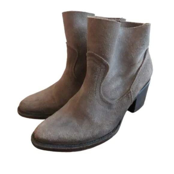 FREEBIRD BY STEVEN Salt Distressed Suede Bootie Boots in Taupe Gray - Size 6