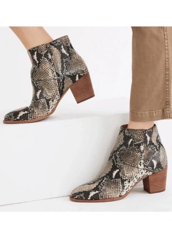 Madewell Ankle Boots Snake Embossed Leather Moonstone Multi size seven (7)