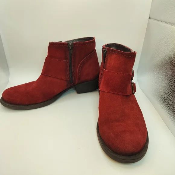 Eric Michael Red Suede Zip Booties Buckle Detail Womens Size EU 37‎ US 6.5