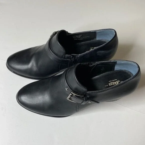 G.H. Bass & Co. Womens Black Faux Leather Ankle Boots With Buckle Size 6-1/2 M